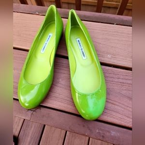 MANOLO BLAHNIK green flats